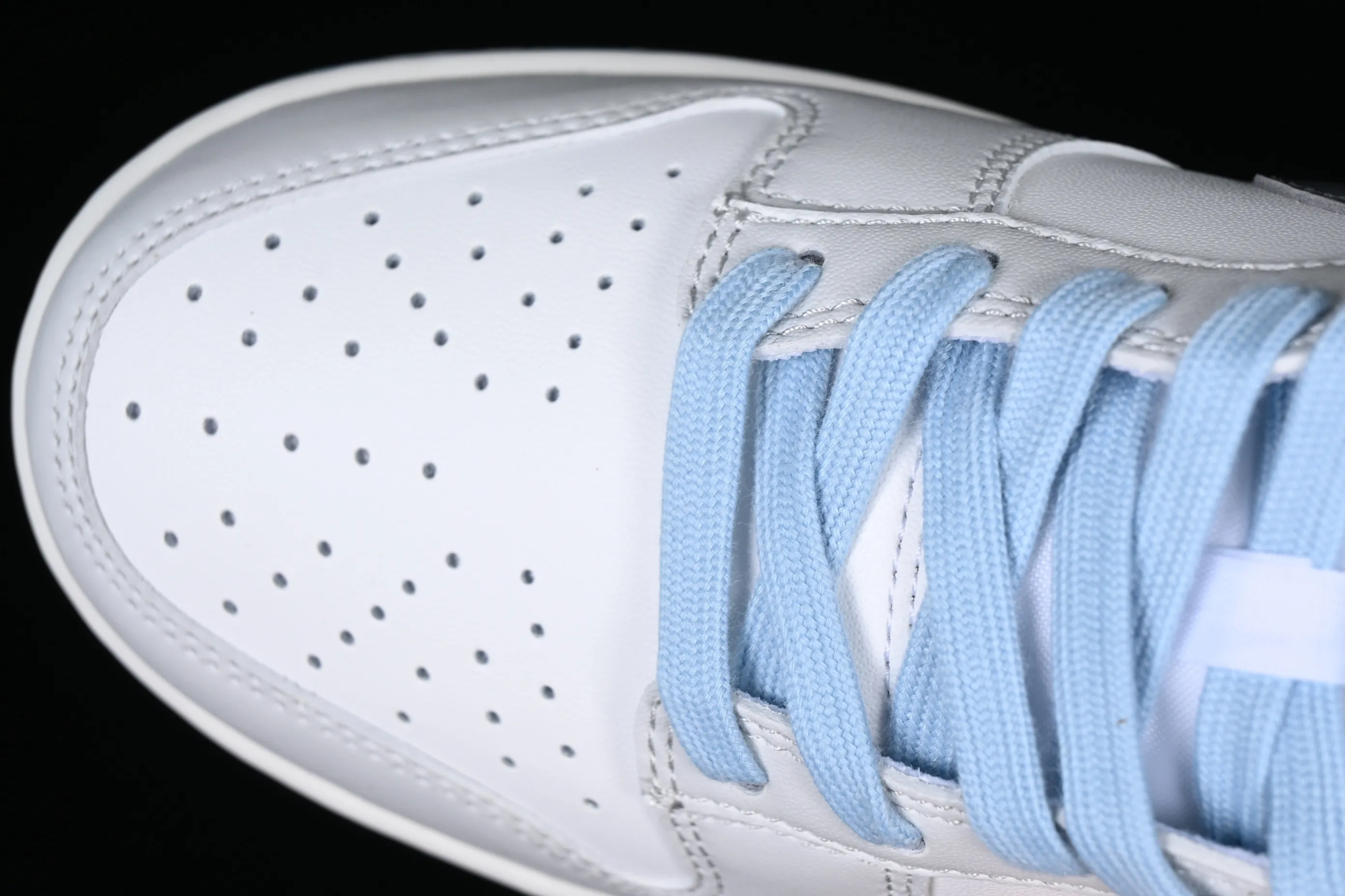 All categories Nk SB Dunk series Nk SB Dunk Low low-top sneakers Nk SB Dunk Low "520" Valentine's Day limited SB low-top sports and leisure sneakers FN3433-141